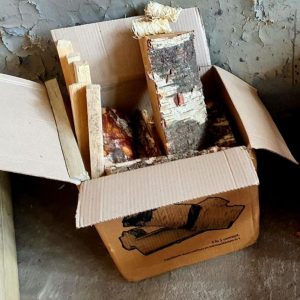Haardhout in doos Berk incl. aanmaakhout- en wokkels bij Timber Otto